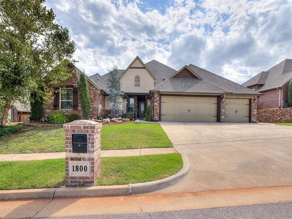 Primary listing photo