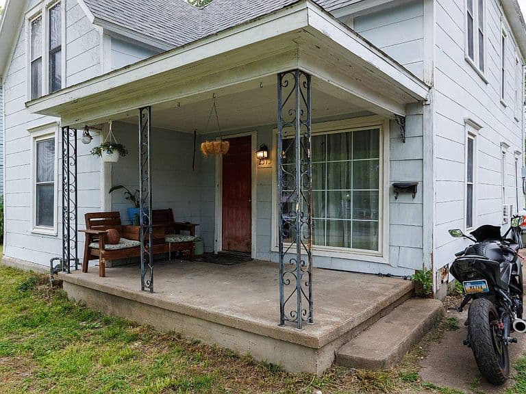 Listing photo 4
