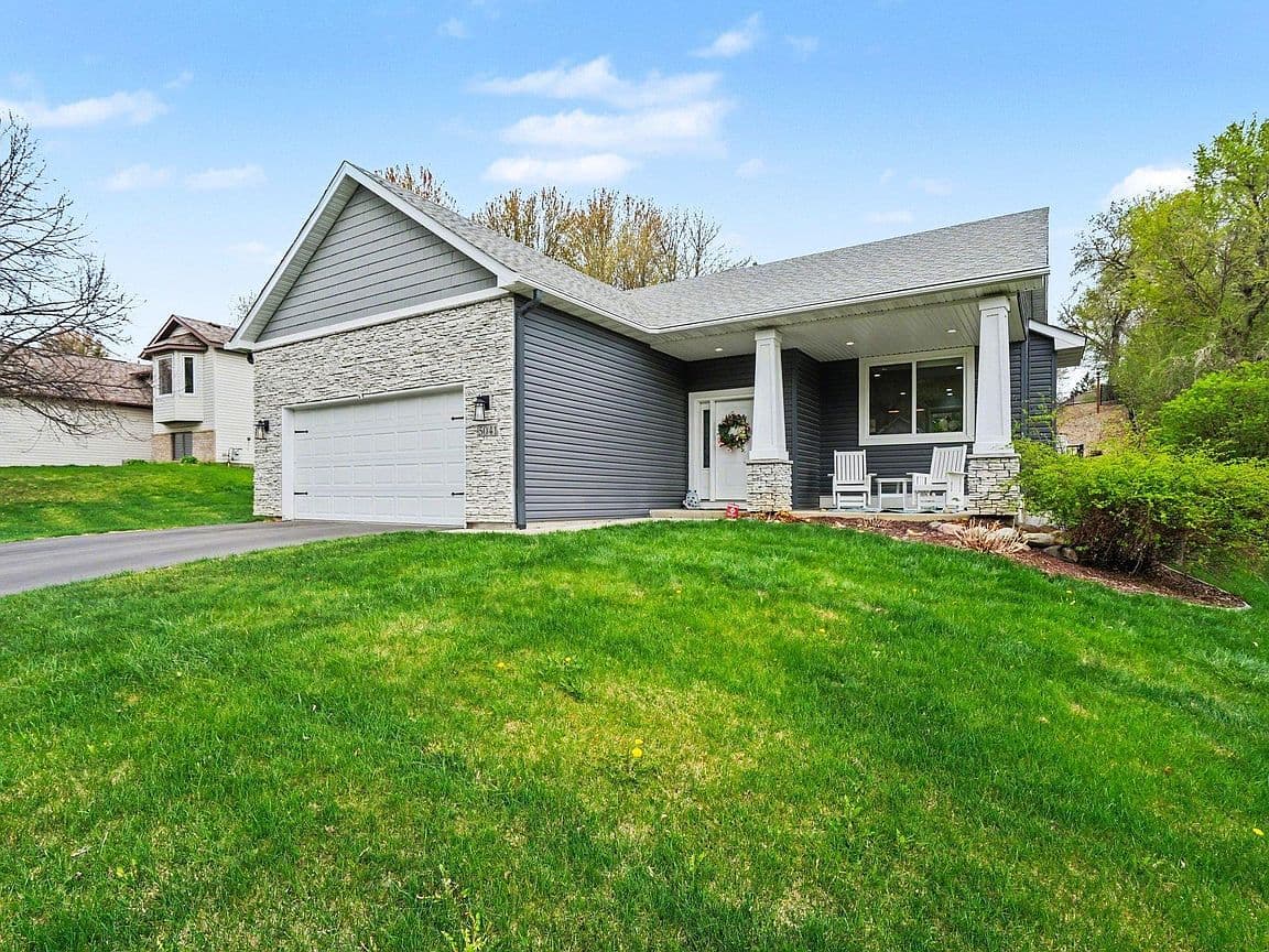 Primary listing photo