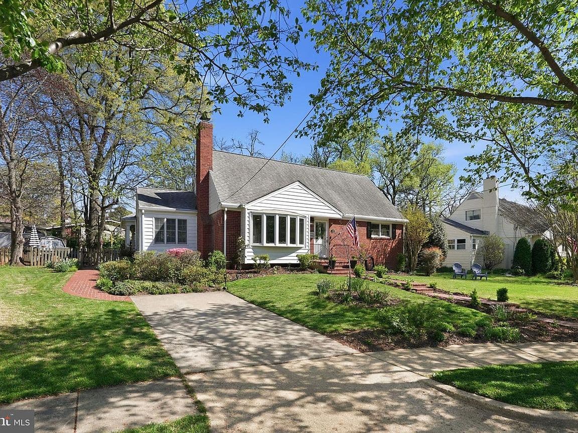 Primary listing photo