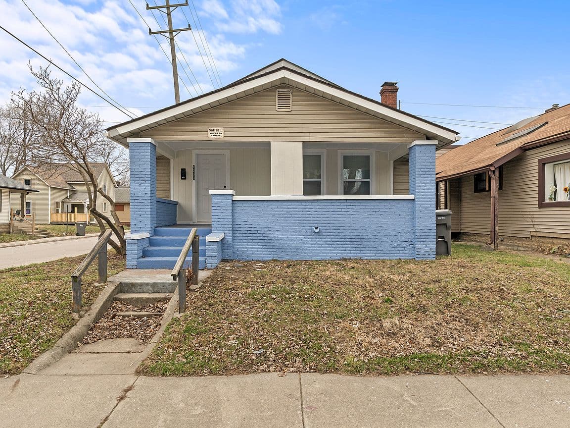 Primary listing photo