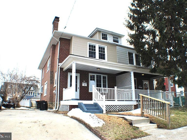 Listing photo