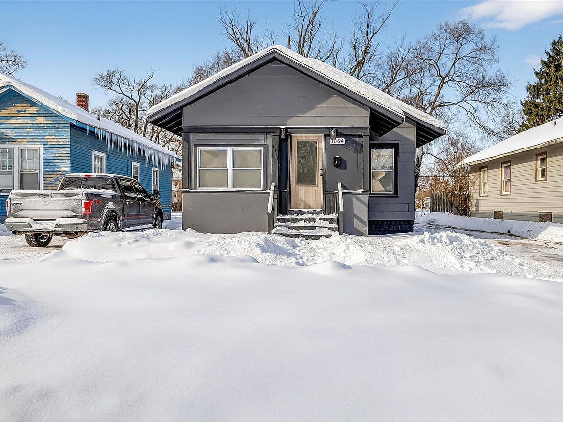 Primary listing photo