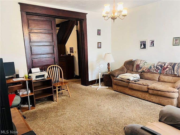 Listing photo 5