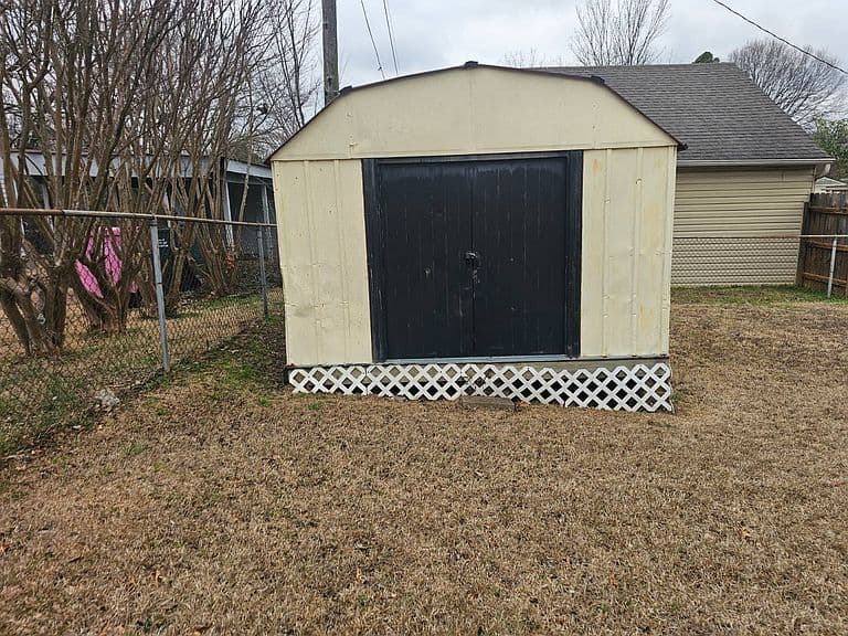 Listing photo 5