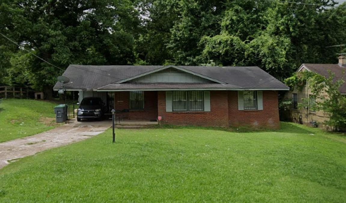Primary listing photo