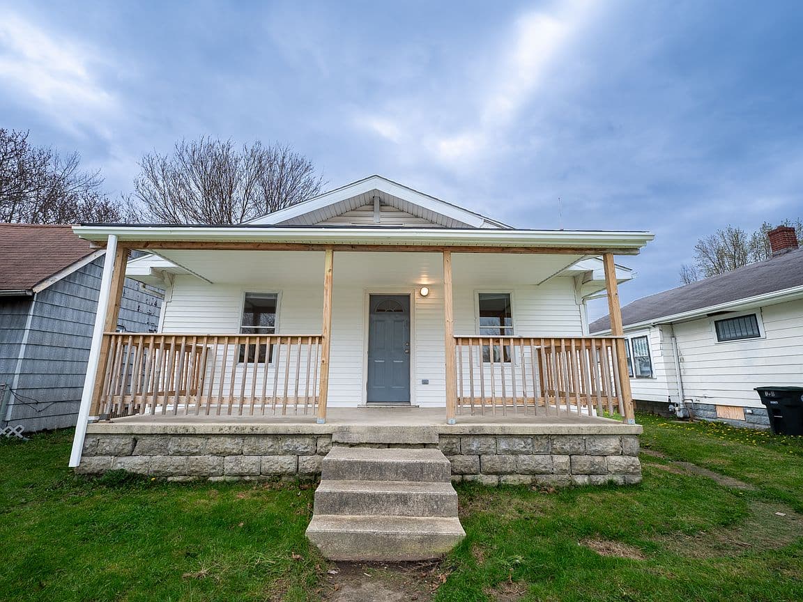 Primary listing photo