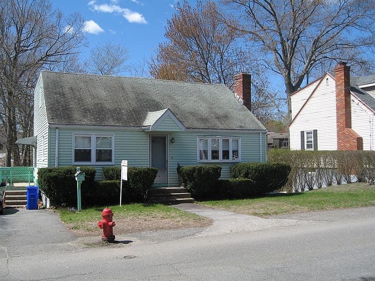 Listing photo 2