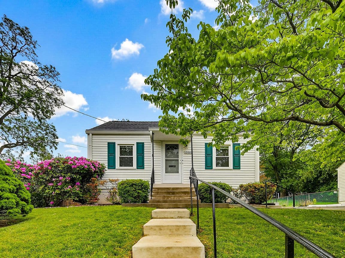 Primary listing photo