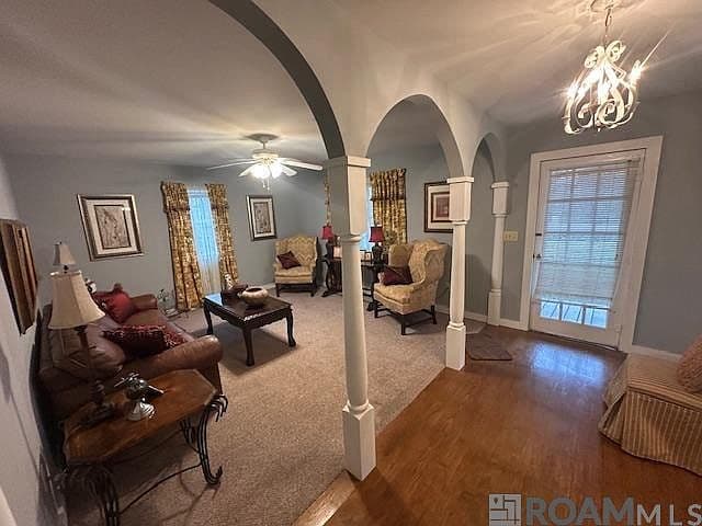Listing photo 3