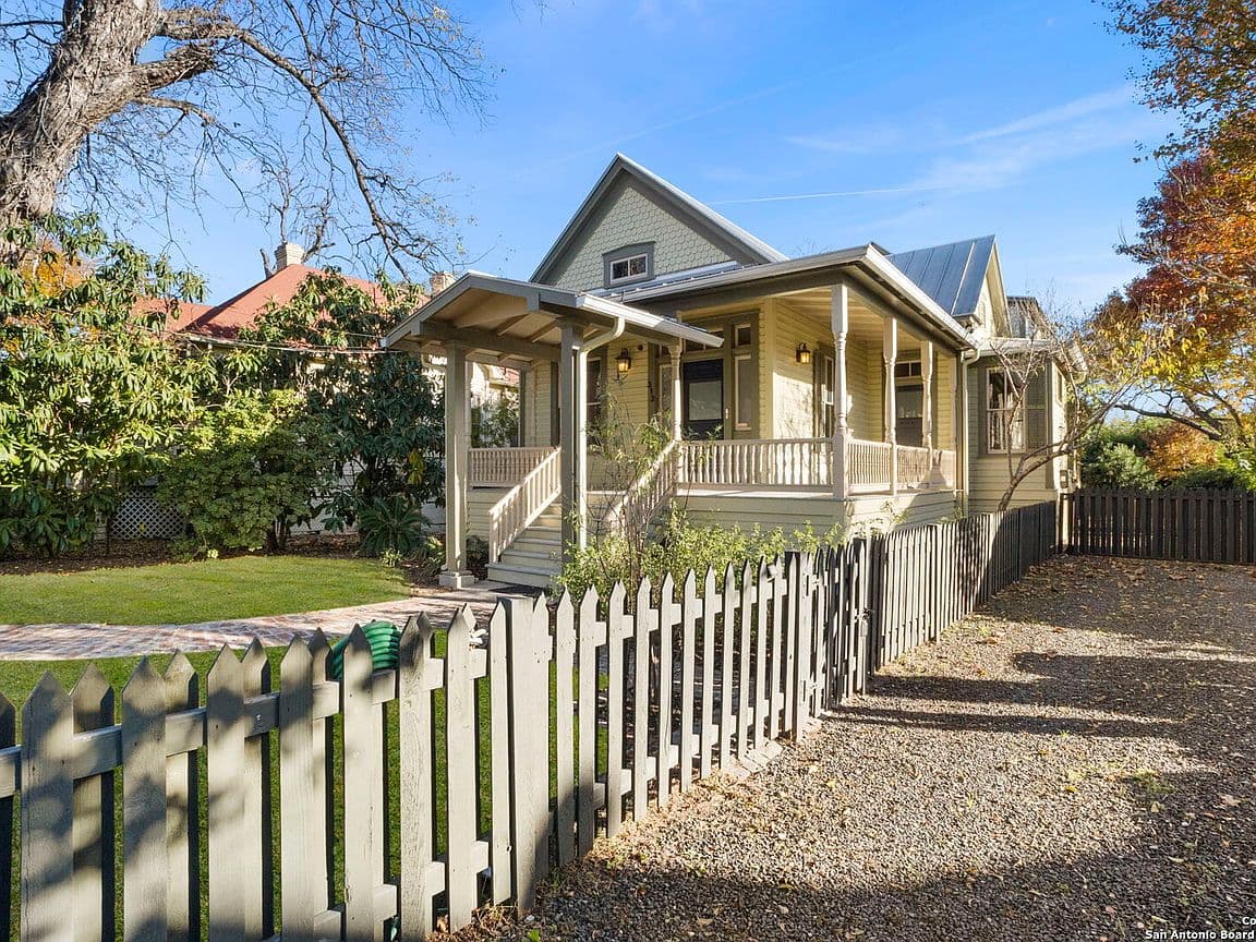 Primary listing photo