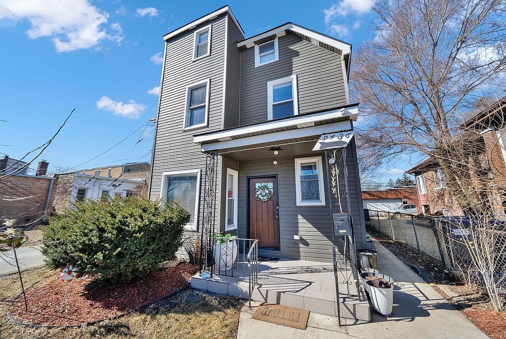 Primary listing photo
