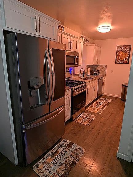 Listing photo 4