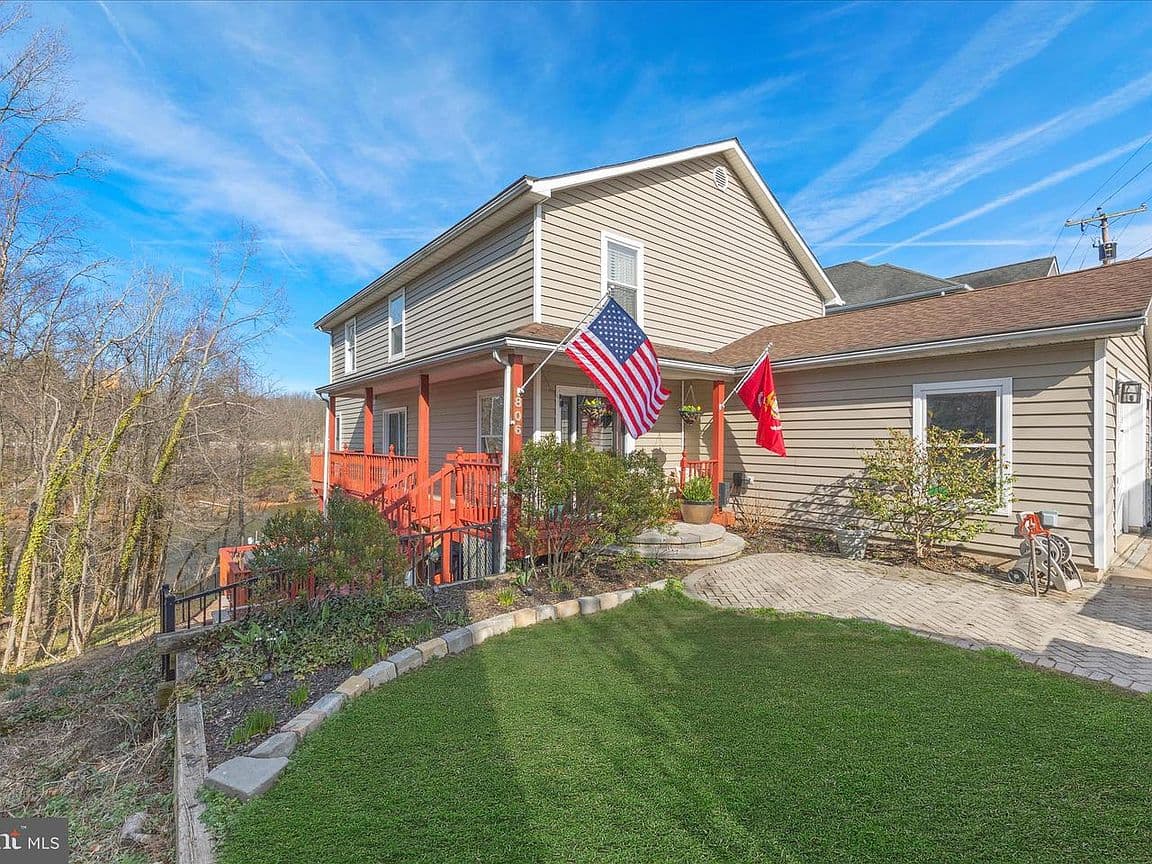 Primary listing photo