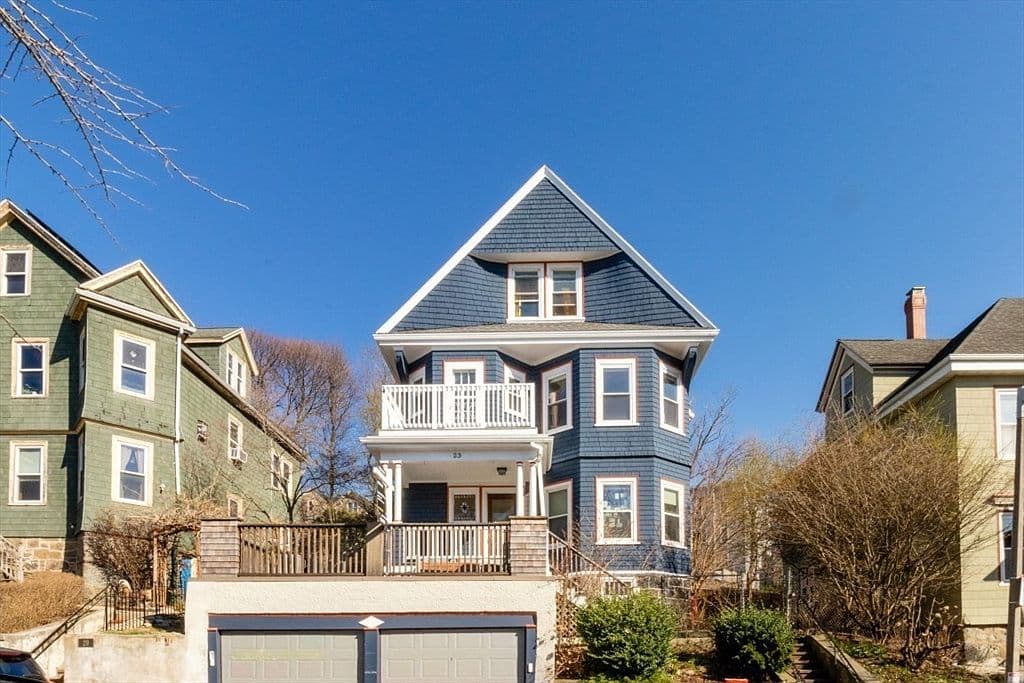 Primary listing photo