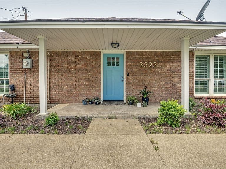 Listing photo 4