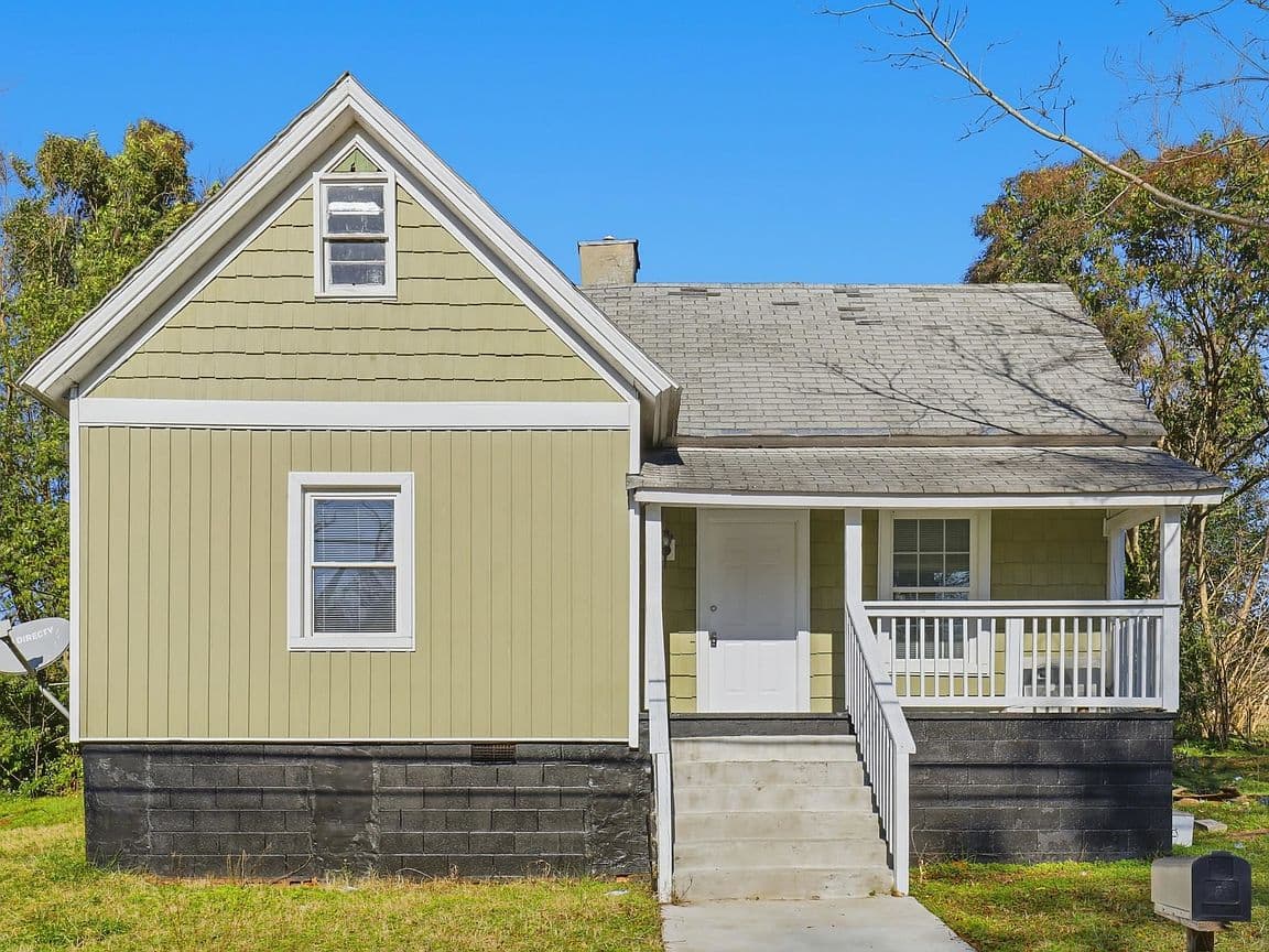 Primary listing photo