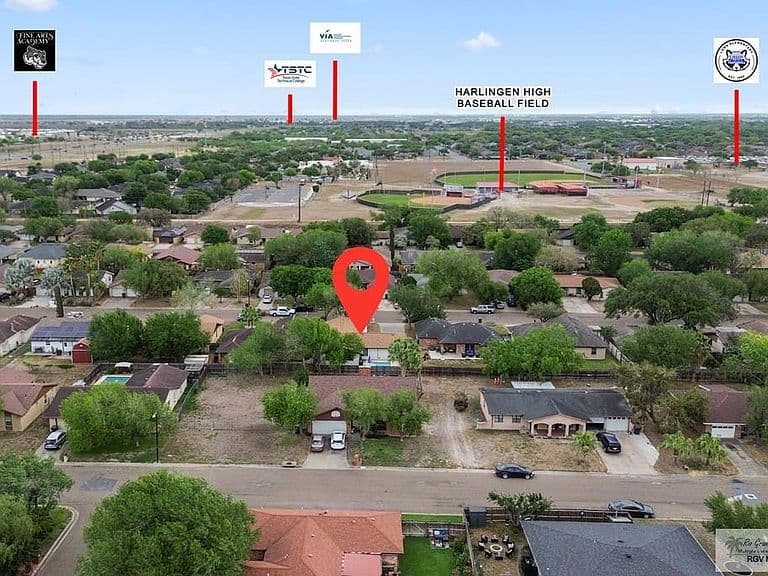 Listing photo 5