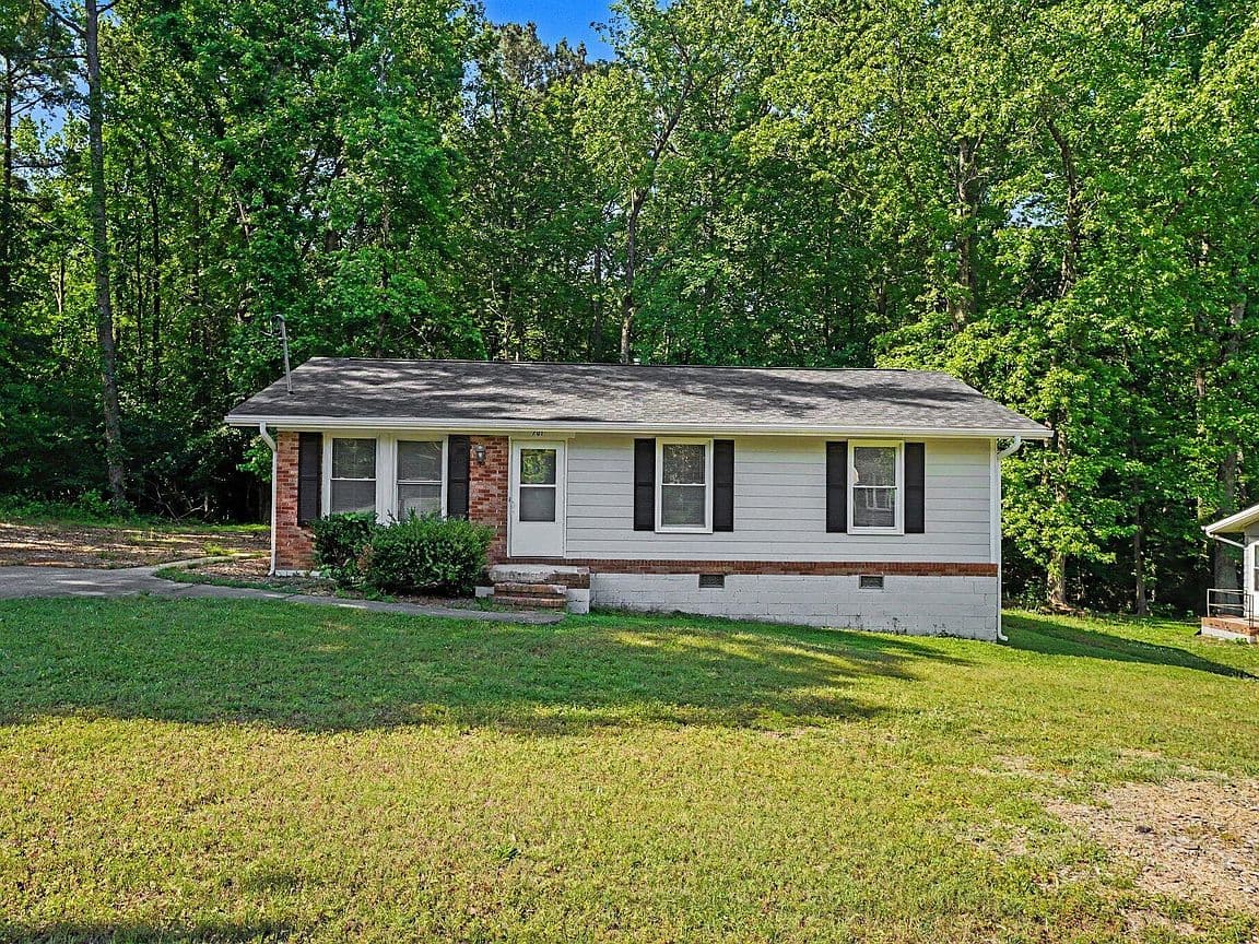 Primary listing photo