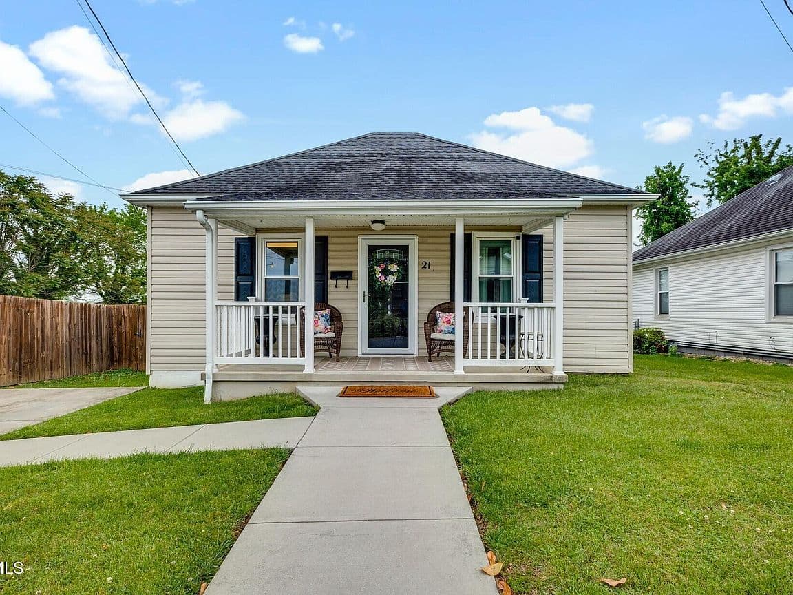 Primary listing photo