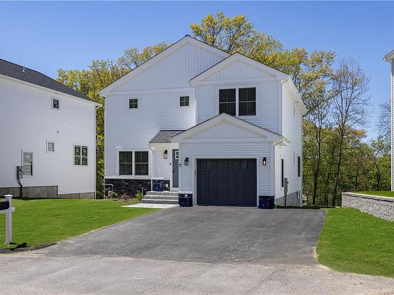 Listing photo