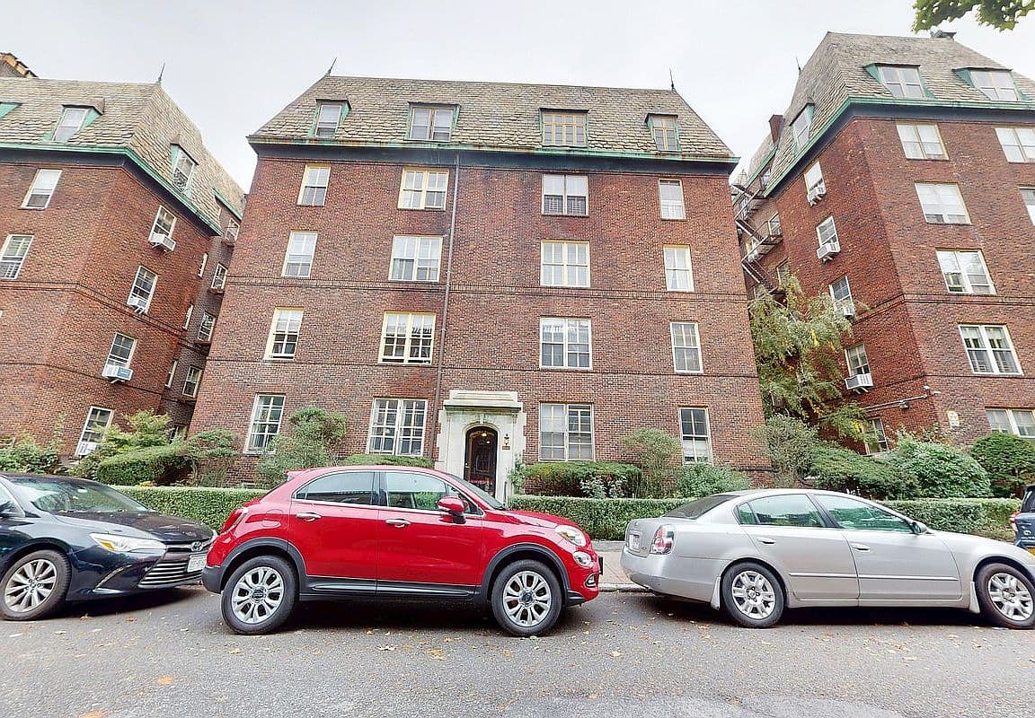 Primary listing photo