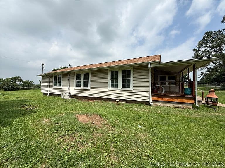 Listing photo 4