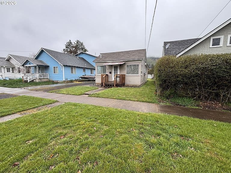 Listing photo 2