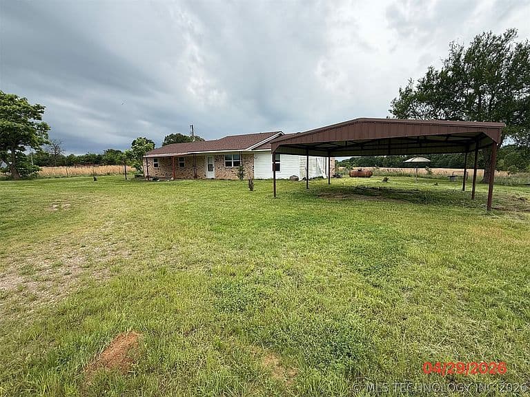Listing photo 4