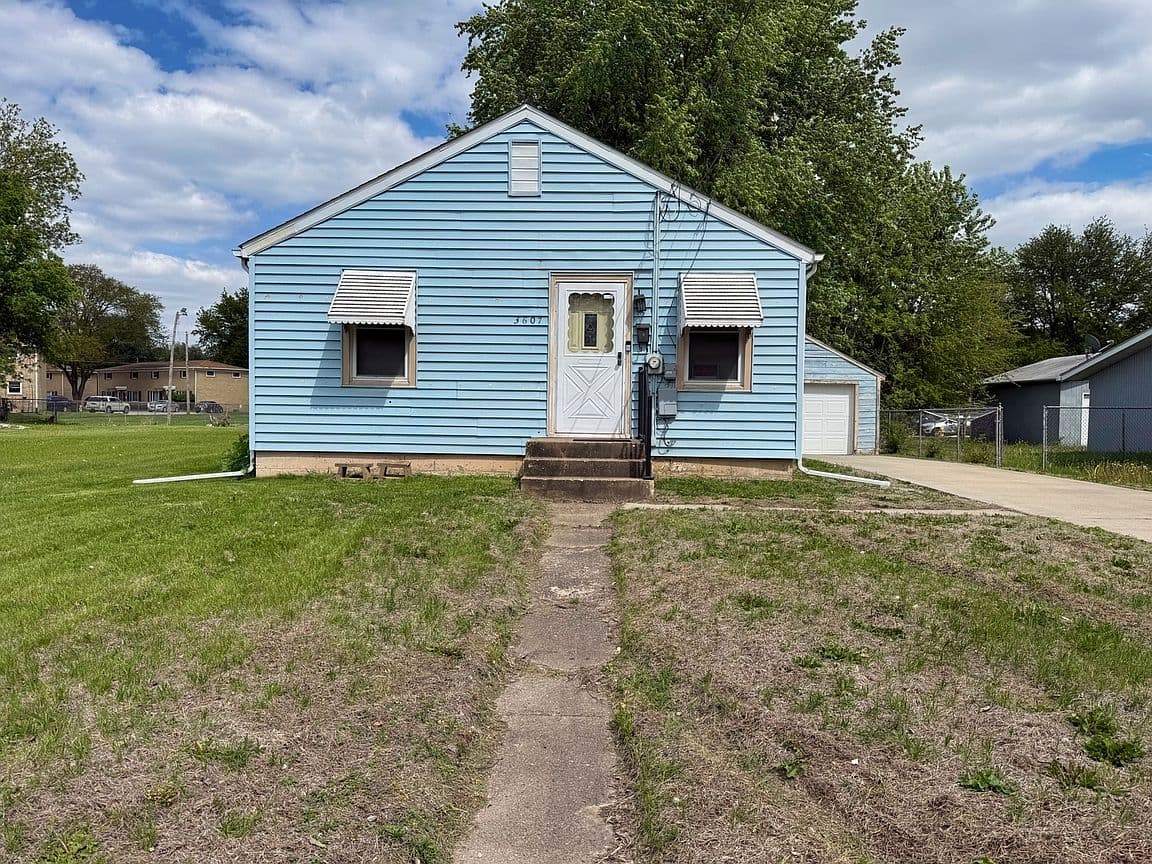 Primary listing photo