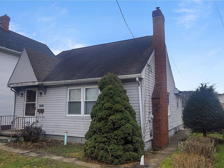 Listing photo 3