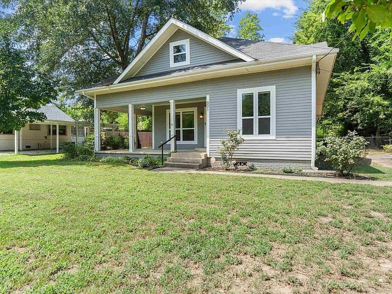 Listing photo 5