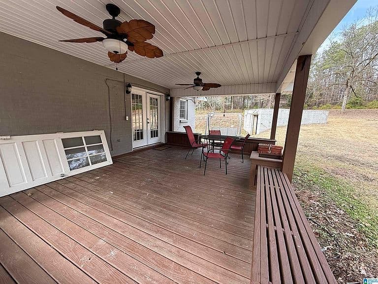 Listing photo 4