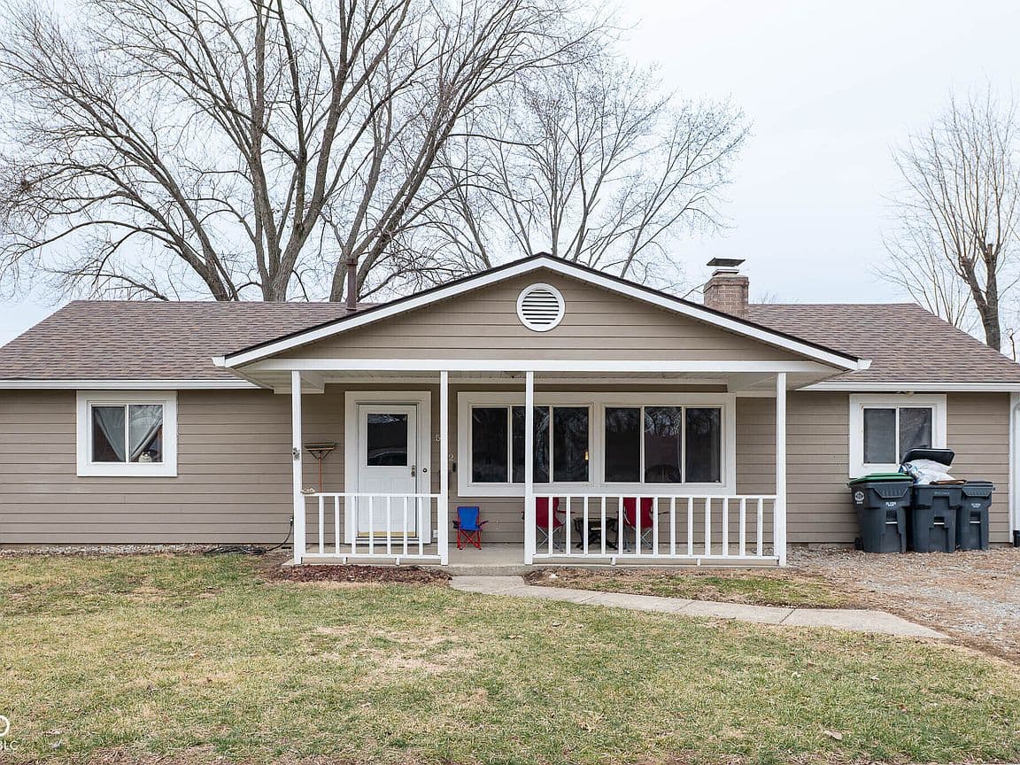 Primary listing photo