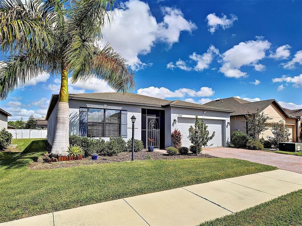 Primary listing photo