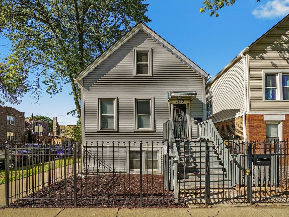 Primary listing photo