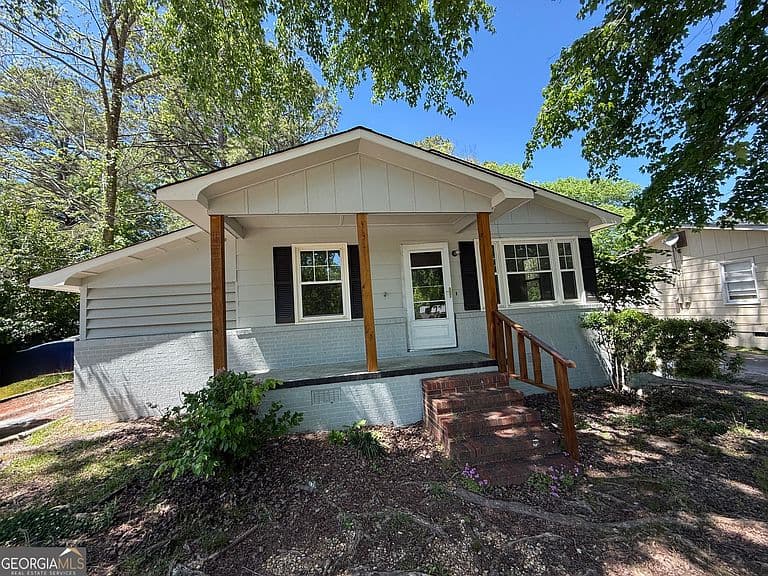 Listing photo 2