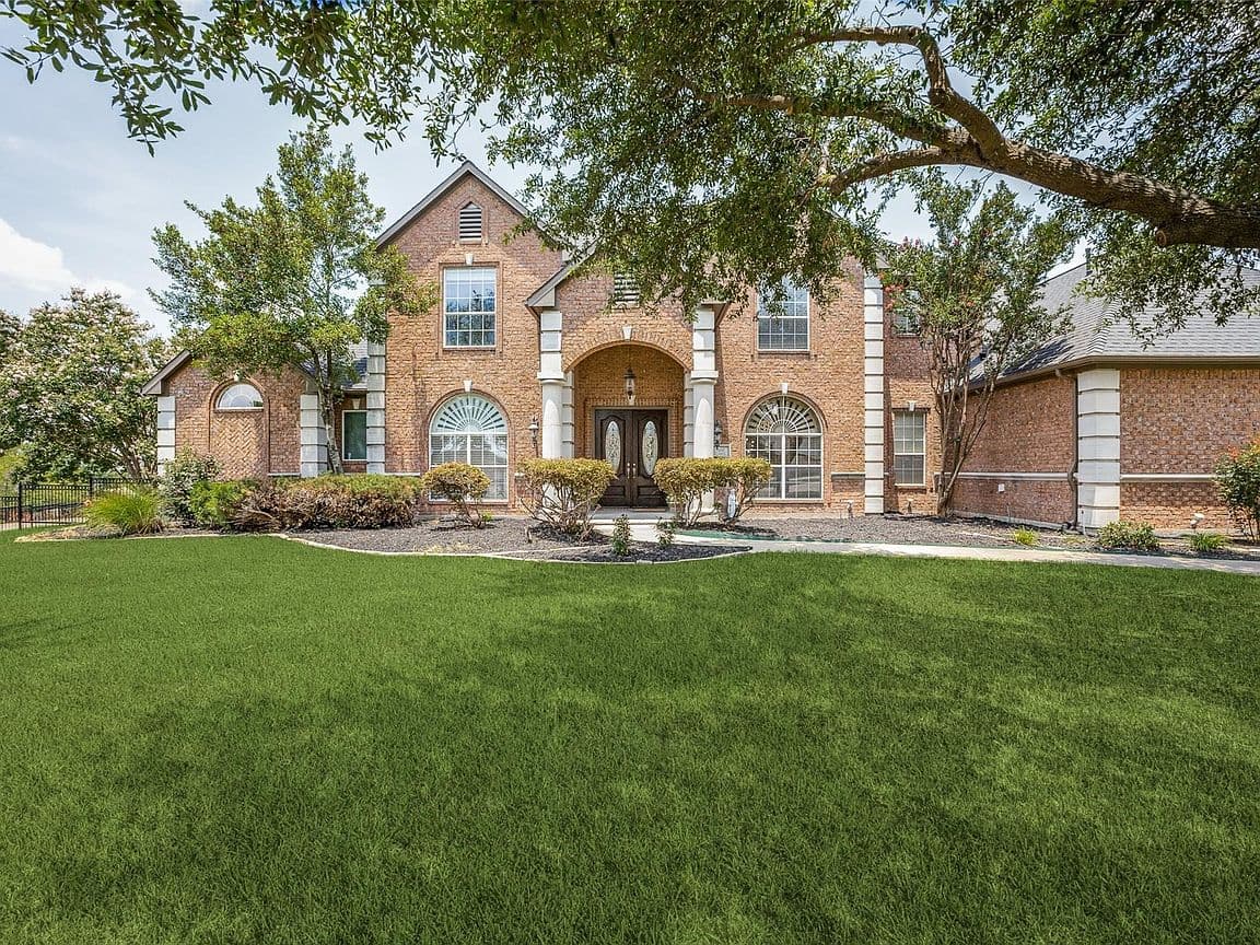 Primary listing photo