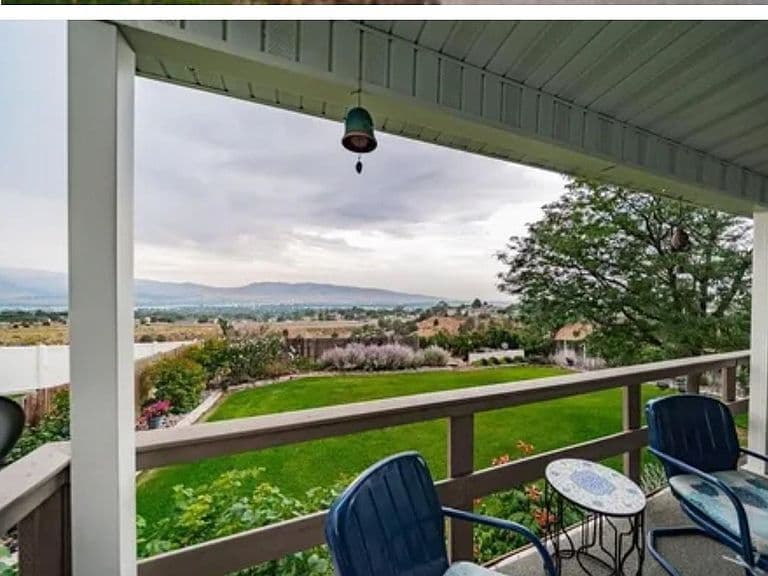 Listing photo 5