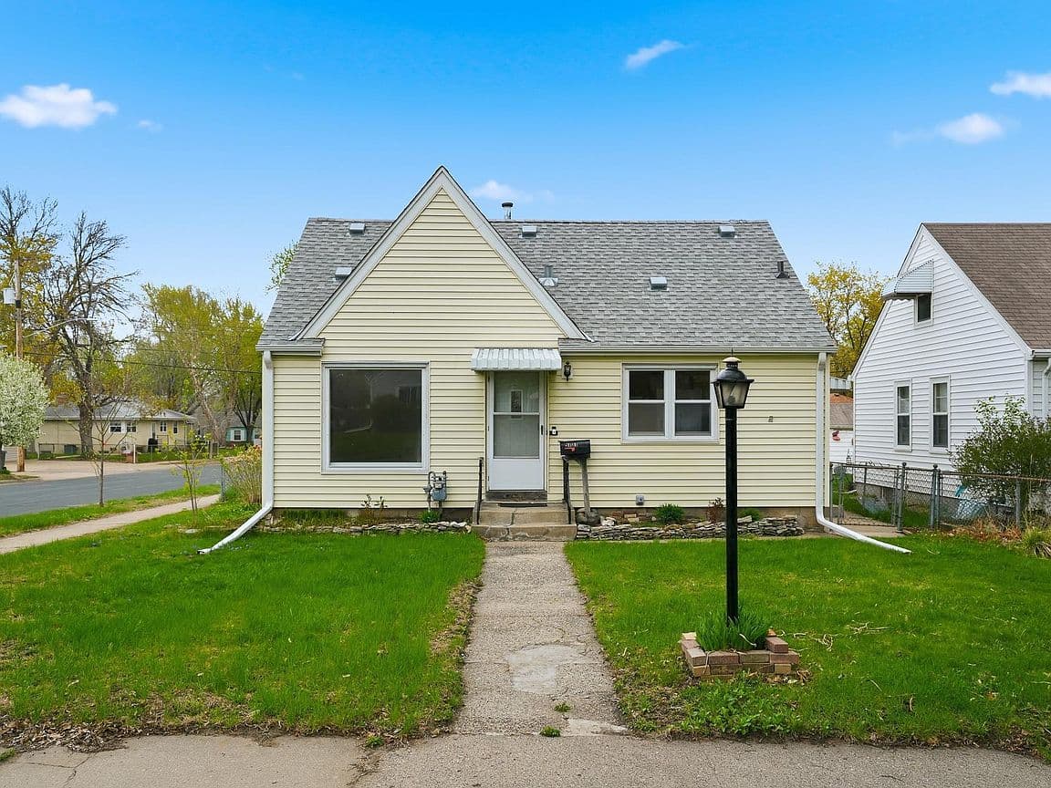 Primary listing photo