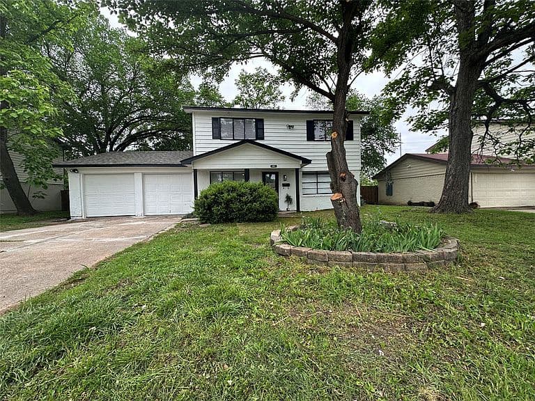 Listing photo 3