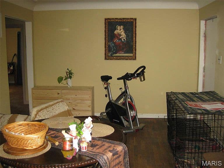 Listing photo 5