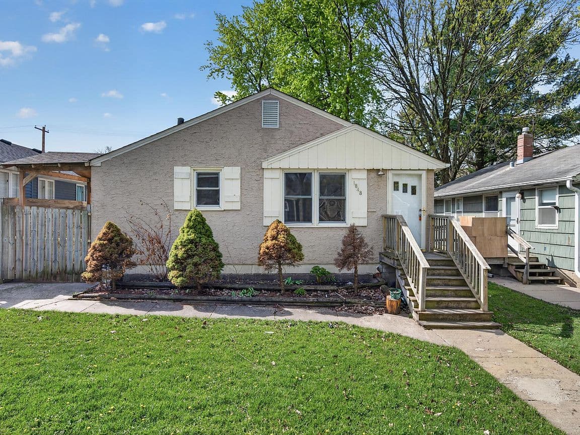 Primary listing photo