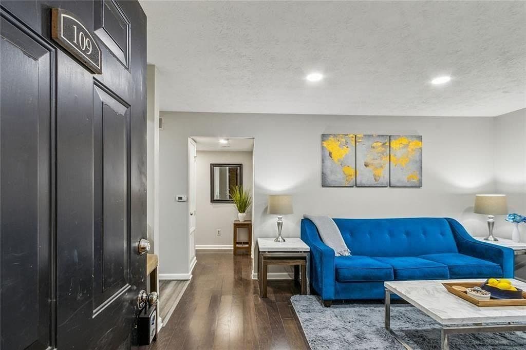 Primary listing photo