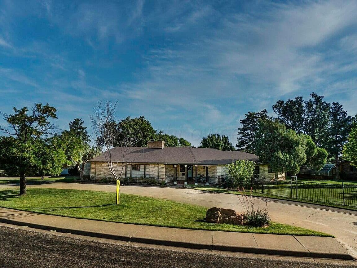 Primary listing photo