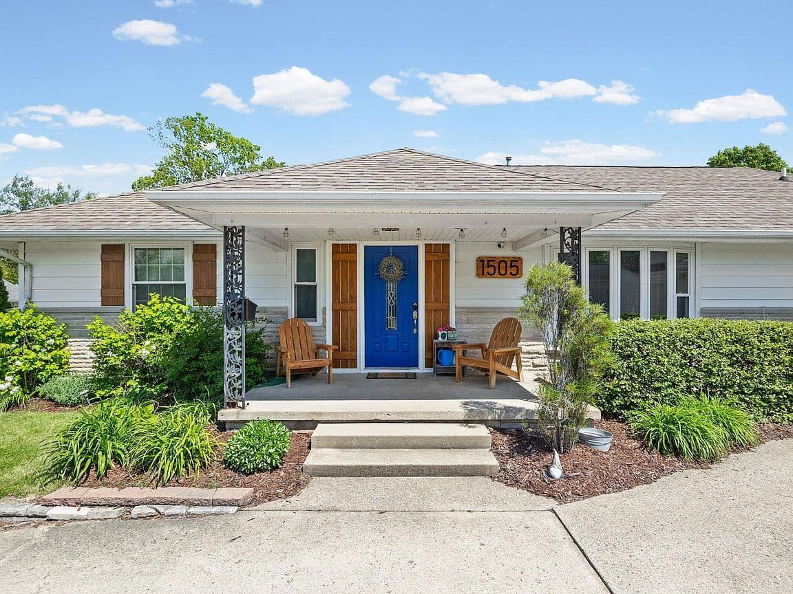 Primary listing photo