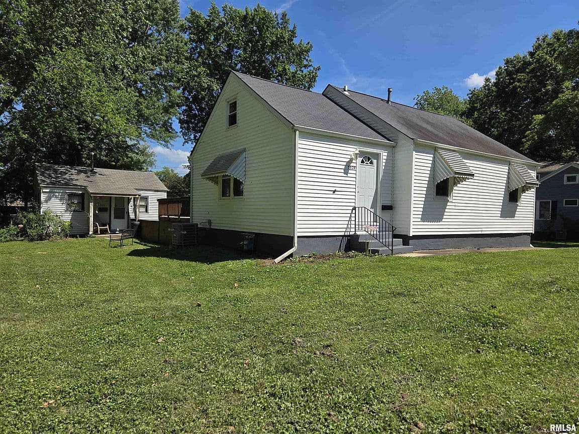 Primary listing photo