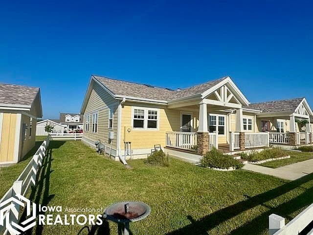 Listing photo 3