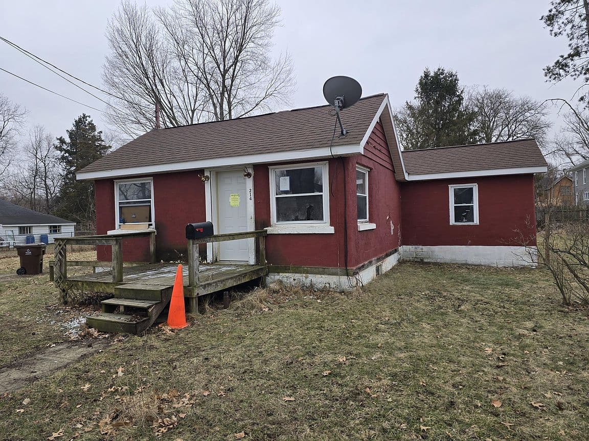 Primary listing photo
