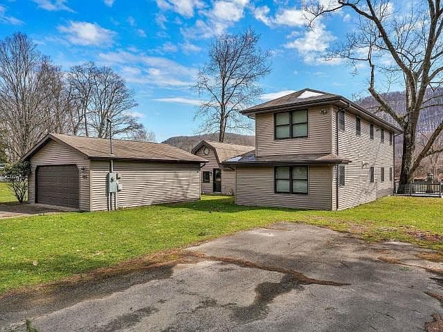 Listing photo 4